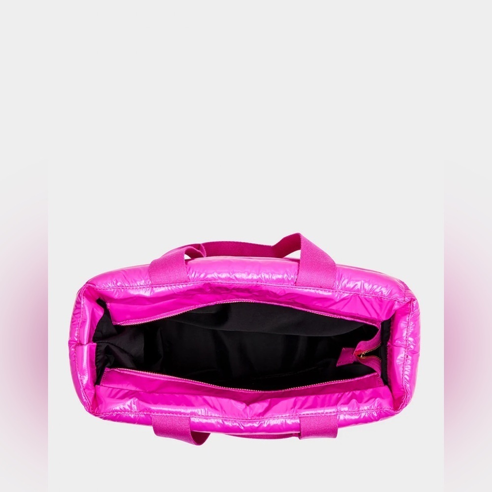 NWT Betsey Johnson THAR SHE BLOWS WET NYLON TOTE BAG. (Looks like a floaty) - Picture 5 of 10